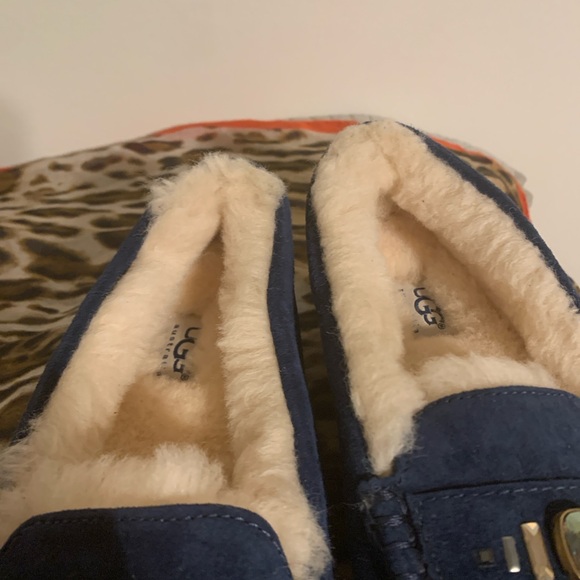 UGG Navy Blue Women's Slippers - Picture 2 of 3